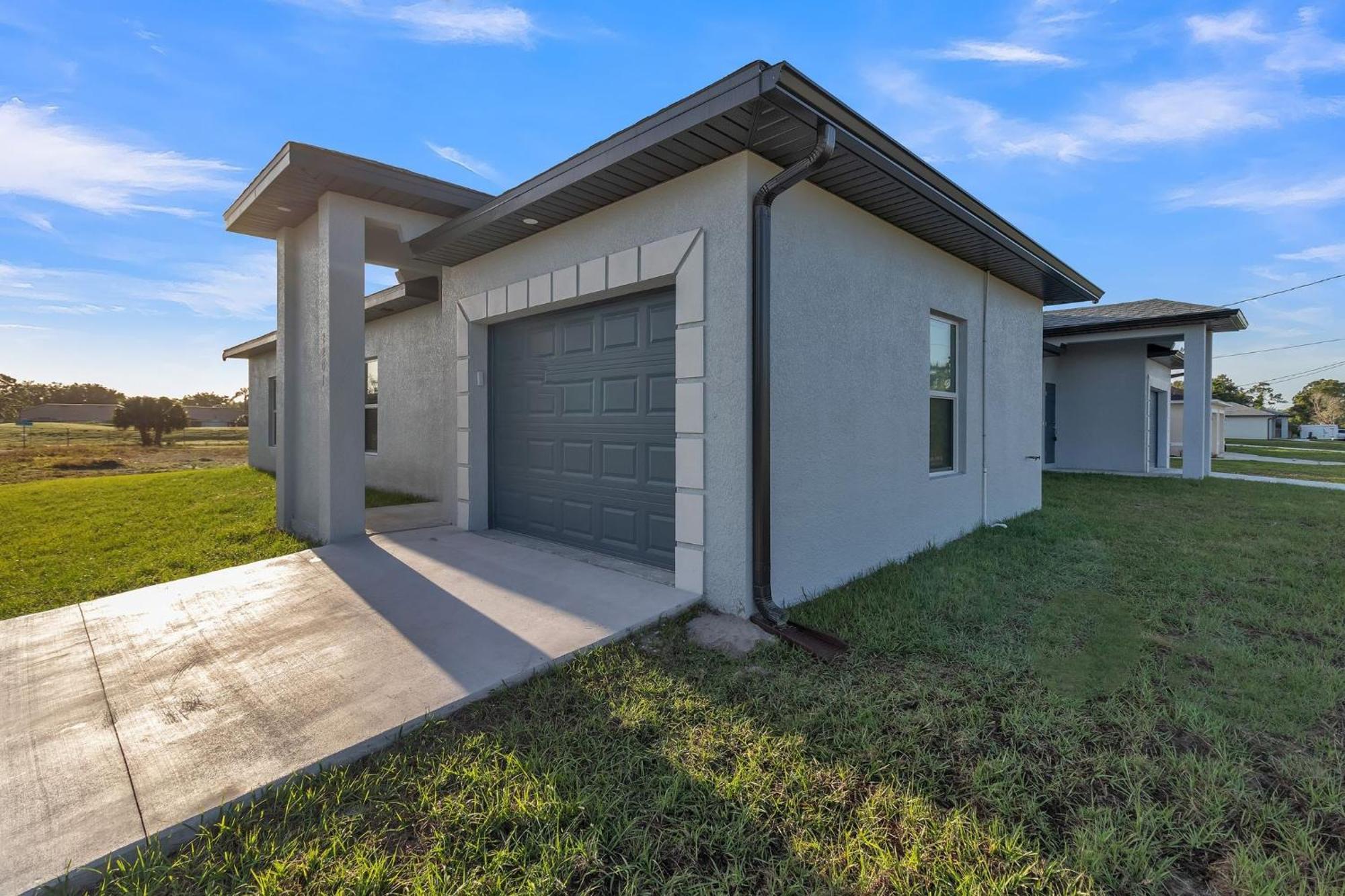 Serene Golf View Retreat Duplex Apartment Lehigh Acres Exterior photo